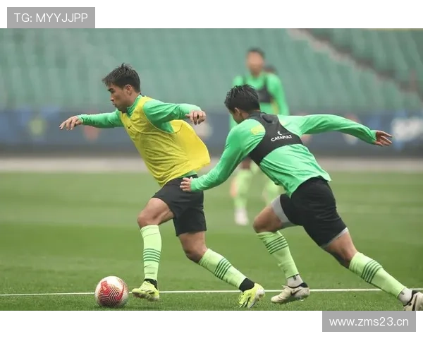 苏亚雷斯训练完直接去超市抢打折牛排，这反差谁懂啊